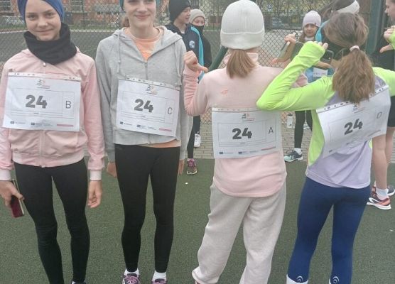 Koszykarki pobiegły dla demokracji grafika