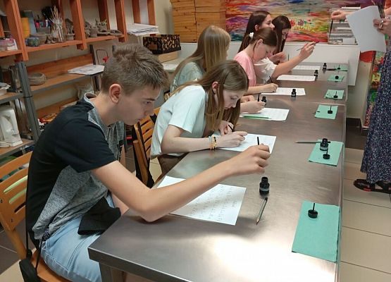 Kaligrafia - trudna sztuka pięknego pisania grafika