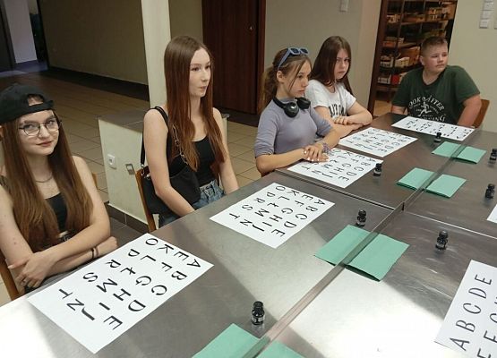 Kaligrafia - trudna sztuka pięknego pisania grafika