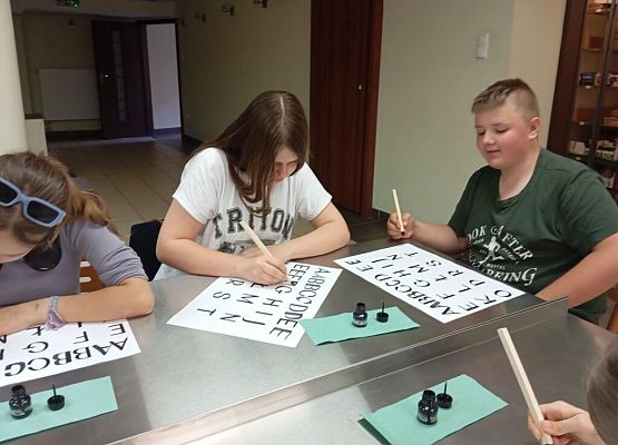 Kaligrafia - trudna sztuka pięknego pisania grafika