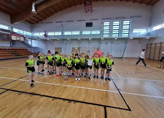 Kto z nas lepiej i prędzej grafika