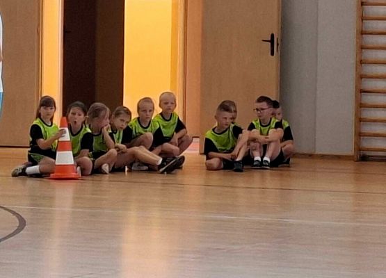 Kto z nas lepiej i prędzej grafika