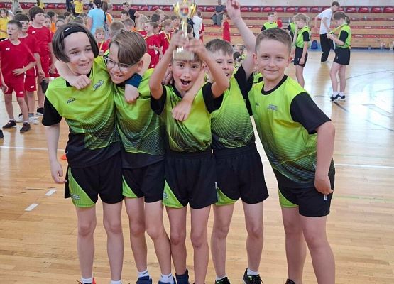 Kto z nas lepiej i prędzej grafika