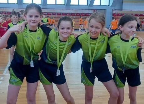 Kto z nas lepiej i prędzej grafika