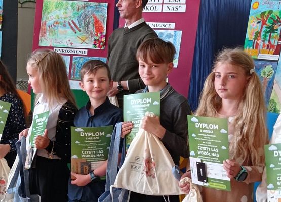 „Słodki lisek na polanie” – rozstrzygnięcie konkursu plastycznego grafika