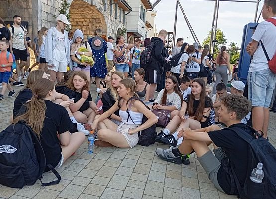 7B w Krakowie grafika