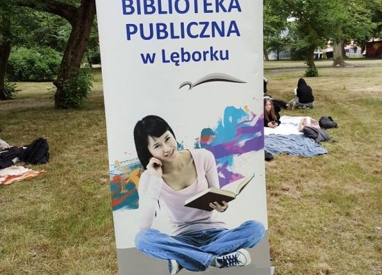 Czerwcowe „Czytanie na polanie” grafika