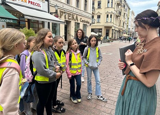 Klasa 3A podbija Toruń grafika