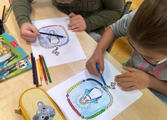 W październiku zdecydowanie odmawiam grafika