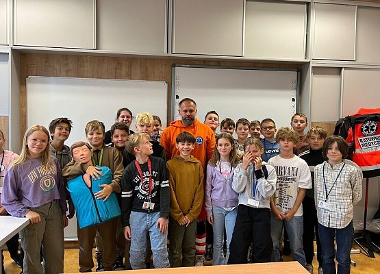 Pomoc przedmedyczna na godzinie wychowawczej grafika