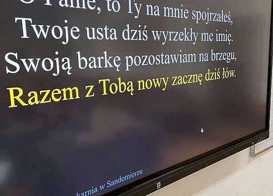 Niedziela papieska grafika