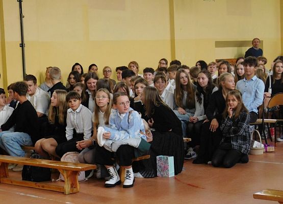 Tym, którzy prowadzą nas do źródeł wiedzy grafika