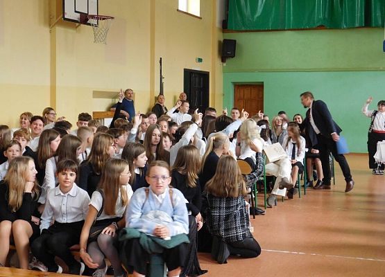 Tym, którzy prowadzą nas do źródeł wiedzy grafika