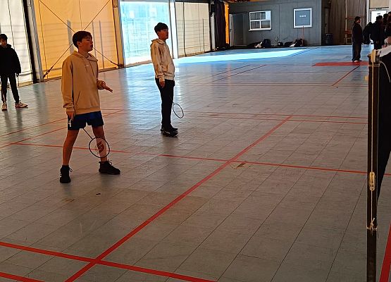 Mistrzowie Powiatu w Badmintonie grafika