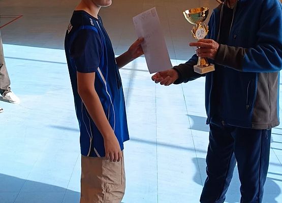 Mistrzowie Powiatu w Badmintonie grafika