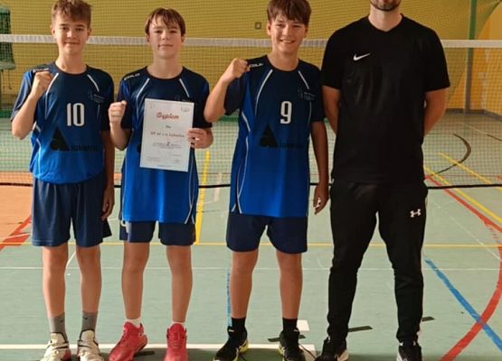 Sukces naszej drużyny w badmintonie grafika