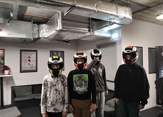 Wspólna wycieczka klas 7a i 8a grafika