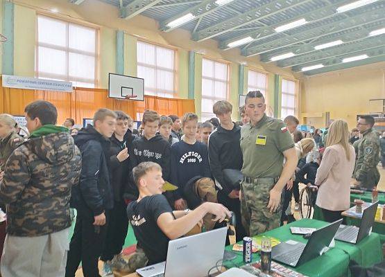 Targi edukacyjne w PCE w Lęborku grafika