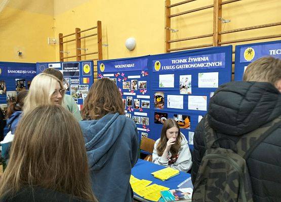 Targi edukacyjne w PCE w Lęborku grafika