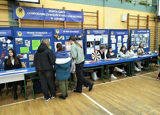 Targi edukacyjne w PCE w Lęborku grafika