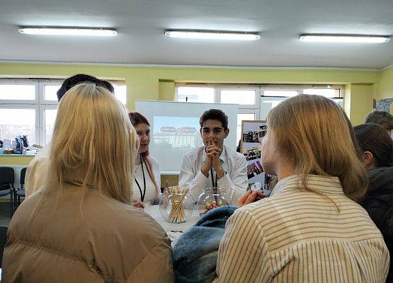 Targi edukacyjne w PCE w Lęborku grafika