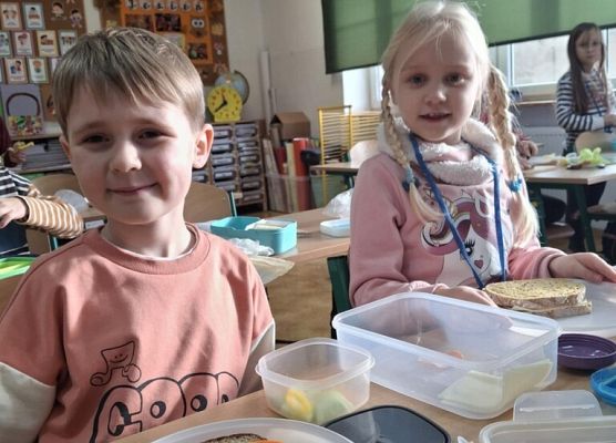 Zdrowie na talerzu w klasie 1a grafika