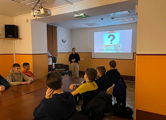 Klasa 7c z wizytą w lęborskim szpitalu grafika