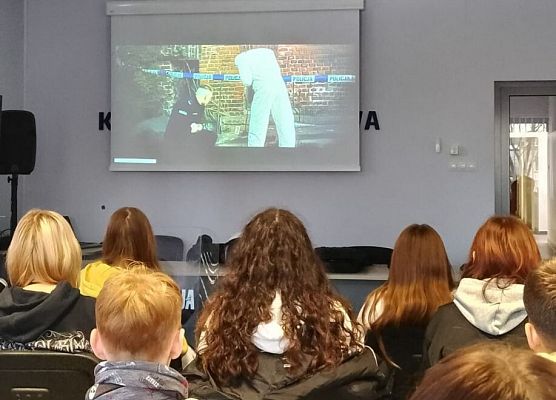 Jak zostać policjantem? Spotkanie w ramach "Otwartej firmy" grafika