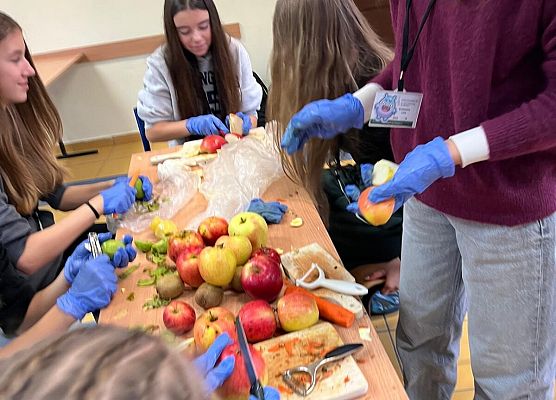 Owocowo znaczy zdrowo grafika