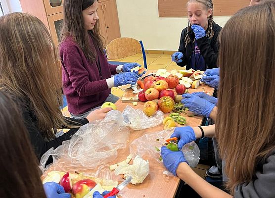 Owocowo znaczy zdrowo grafika