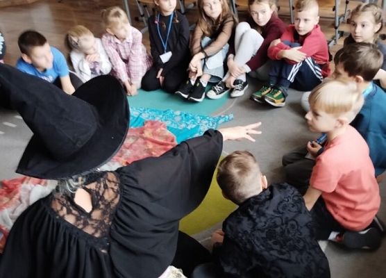 Święty Andrzej Ci ukaże, co Ci los przyniesie w darze - andrzejki w klasach 1-3 i w szkolnej świetlicy grafika