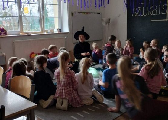 Święty Andrzej Ci ukaże, co Ci los przyniesie w darze - andrzejki w klasach 1-3 i w szkolnej świetlicy grafika