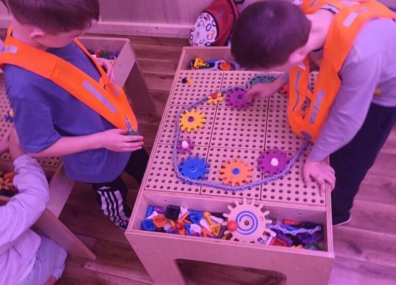 Wyjazd do Fabryki Elfów grafika