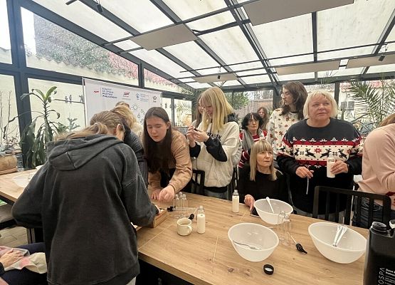 Warsztaty międzypokoleniowe (seniorzy– młodzież) w Gdańsku grafika