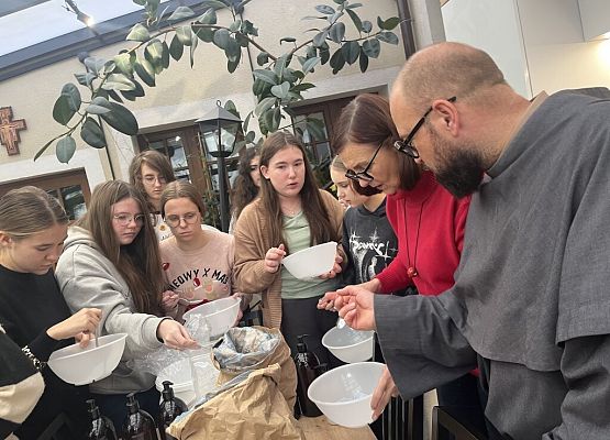 Warsztaty międzypokoleniowe (seniorzy– młodzież) w Gdańsku grafika