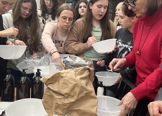 Warsztaty międzypokoleniowe (seniorzy– młodzież) w Gdańsku grafika