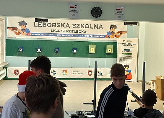 Mikołajki na strzelnicy grafika