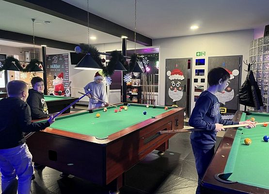 Mikołajki w lęborskiej kręgielni grafika