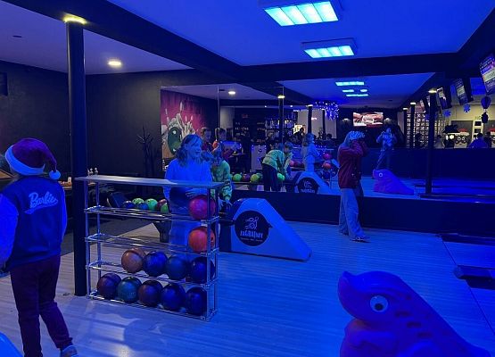 Mikołajki w lęborskiej kręgielni grafika