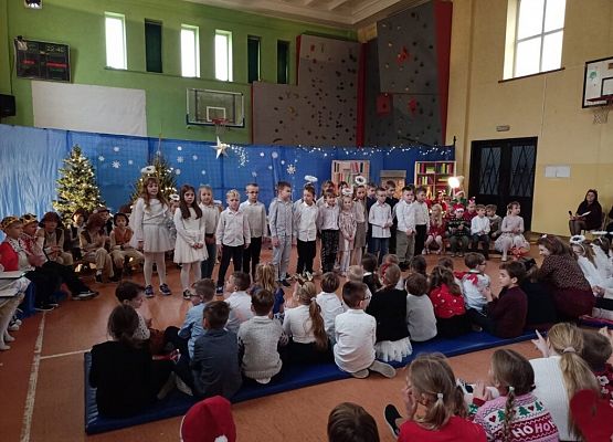 Festiwal świąteczny klas I-III grafika