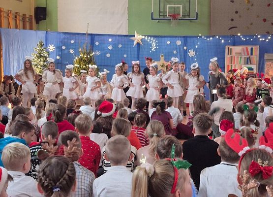 Festiwal świąteczny klas I-III grafika