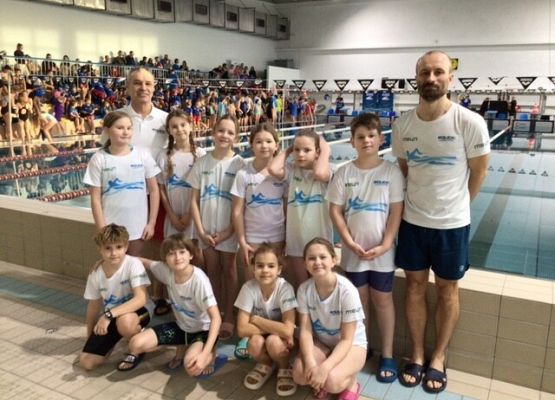 Dwa medale naszych uczennic na zawodach pływackich! grafika