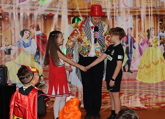 Bal karnawałowy grafika