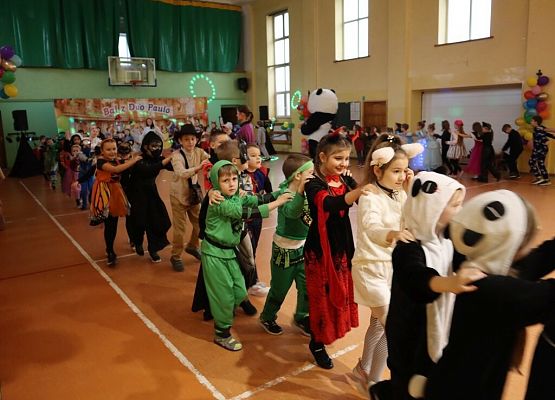 Bal karnawałowy grafika