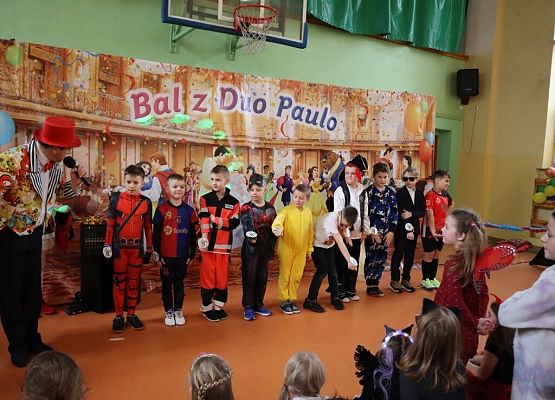 Bal karnawałowy grafika