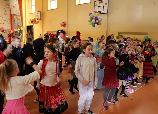 Bal karnawałowy grafika