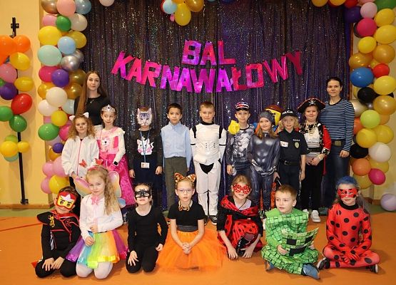 Bal karnawałowy grafika