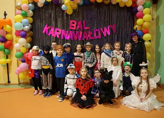 Bal karnawałowy grafika