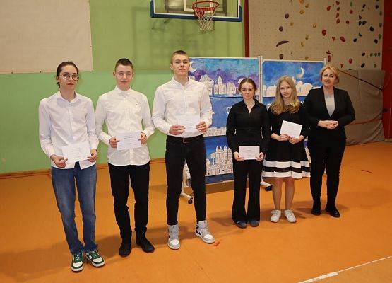 Podsumowania nadszedł czas grafika