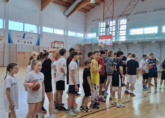 Ferie na sportowo grafika